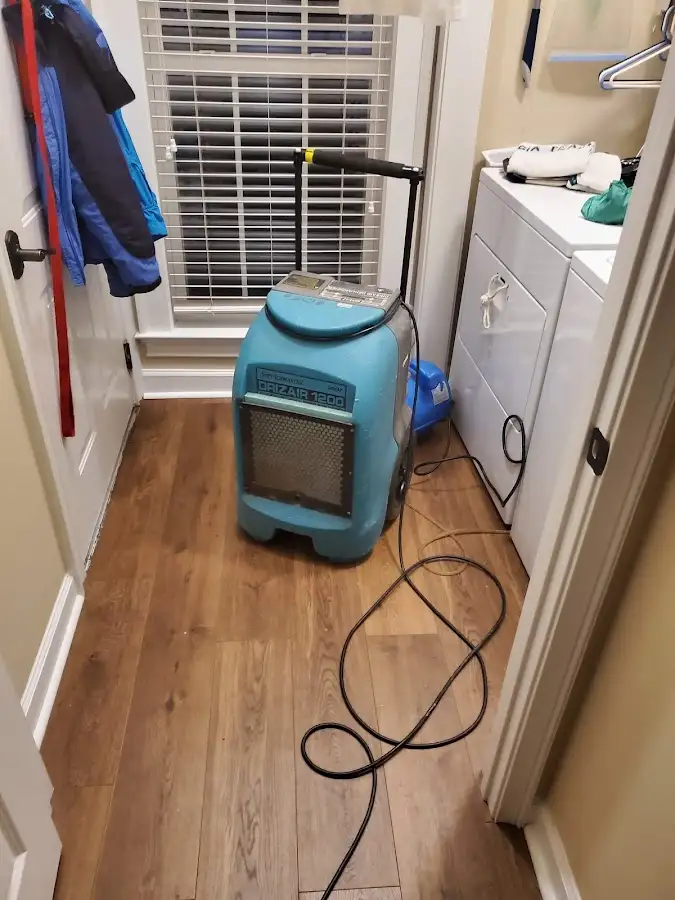 Commercial dehumidifier deployed for Flood Damage Cleanup in Mantua